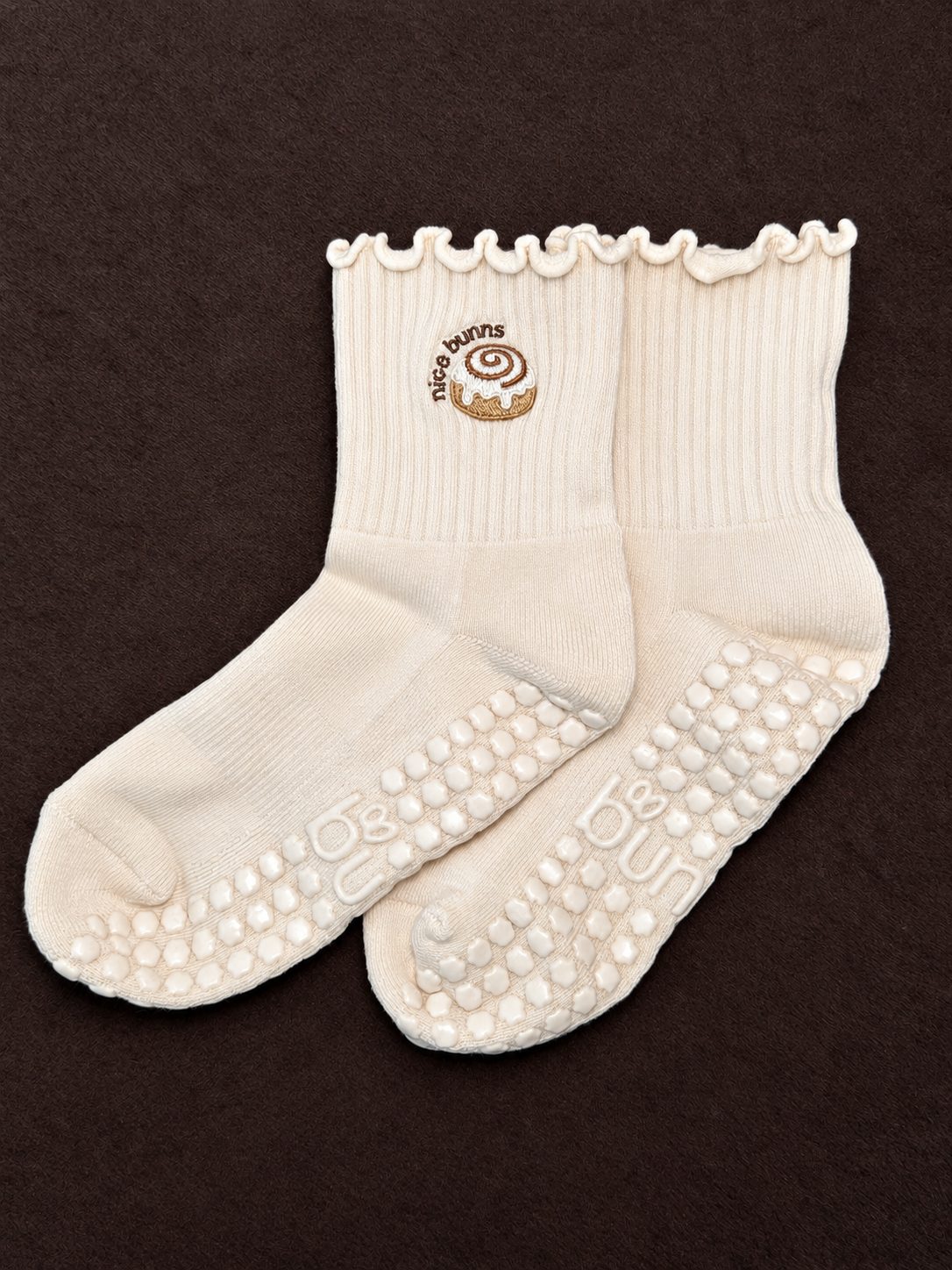 Nice Bunns Cinnabunn Grip Socks